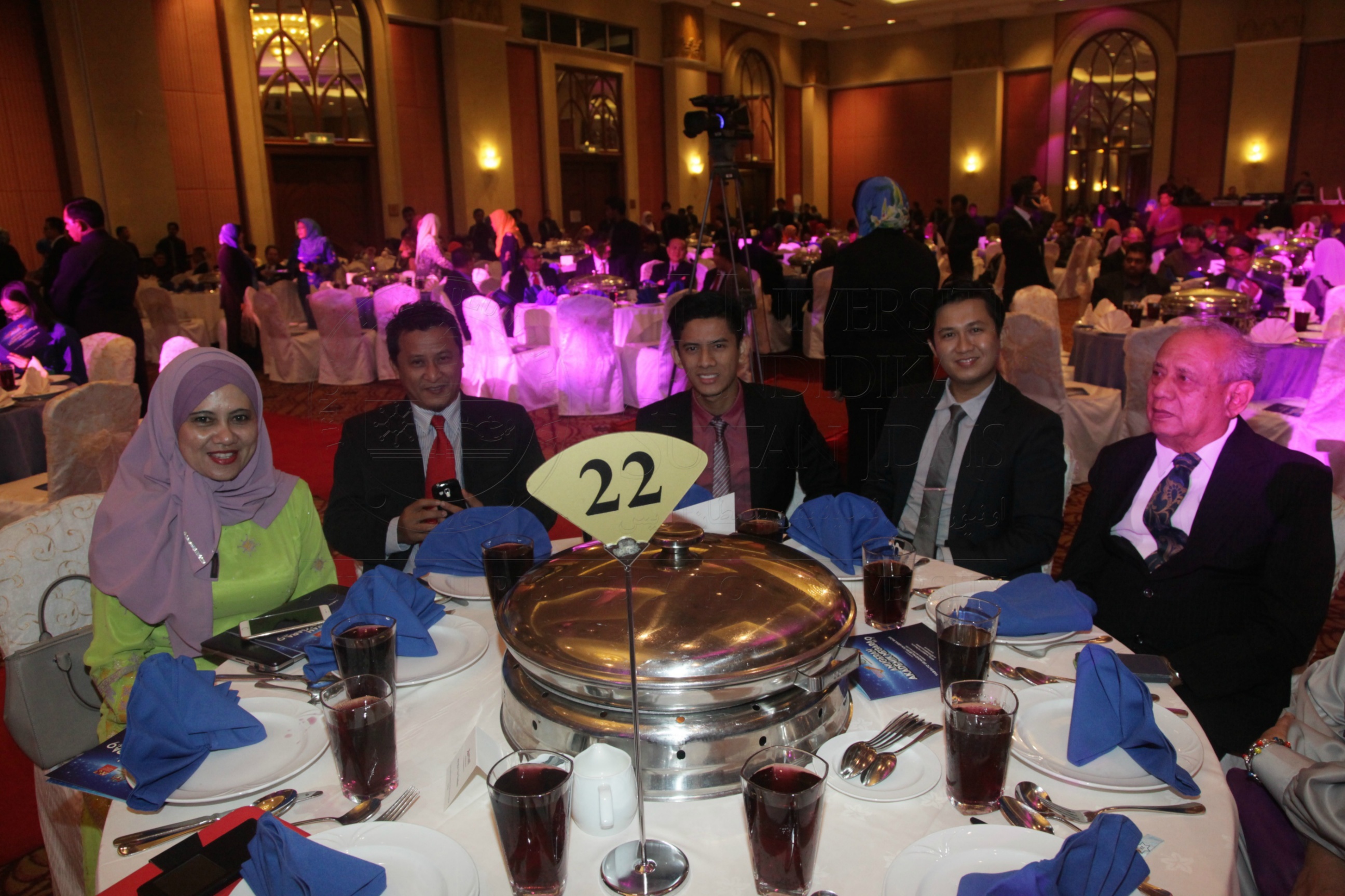 PRO15 147 AKN IMG 1231